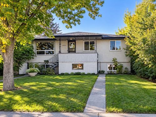 431 53 Ave Sw, Calgary, AB, T2V0B8 | Card Image