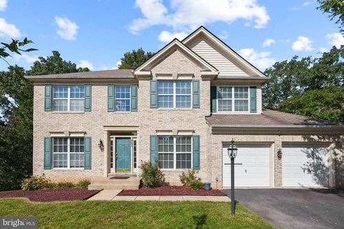 9404 Buckhall Farm Ct, MANASSAS, VA, 20111-8260 | Card Image