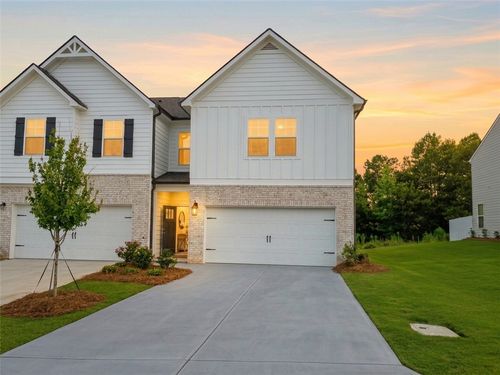 3202 Alana Ct, OPELIKA, AL, 36804-7213 | Card Image