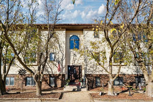 unit-2-1401 W 16th St S, Newton, IA, 50208-4560 | Card Image