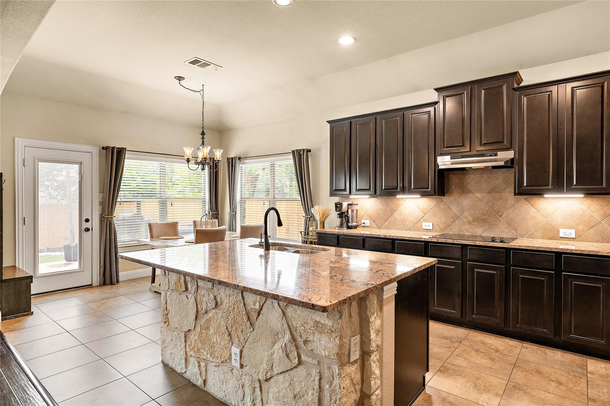 Residential in Hutto