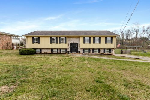 2712 Saint Lawrence Rd, Chattanooga, TN, 37421-5024 | Card Image
