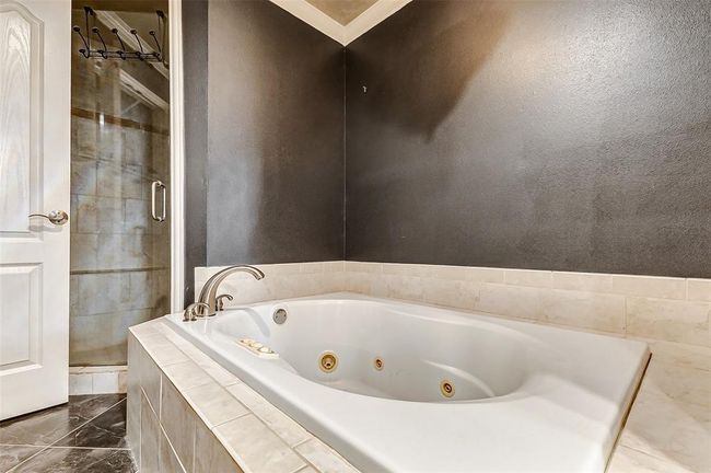 3022 Triway Ln, House other with 3 bedrooms, 2 bathrooms and 2 parking in Houston TX | Image 29