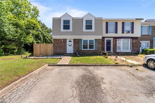 3701 Northwood Ct, Virginia Beach, VA, 23452-7931 | Card Image
