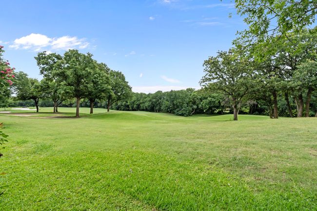 Stunning golf course views | Image 29
