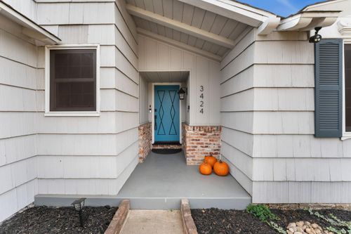 3424 Kentfield Drive, Sacramento, CA, 95821 | Card Image