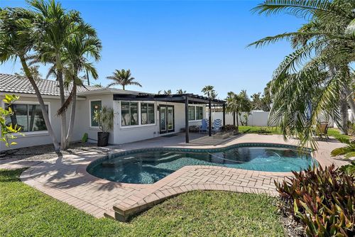 3755 Belle Vista Dr E, ST PETE BEACH, FL, 33706-2626 | Card Image