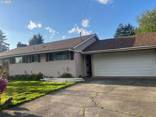 13727 Se Raymond St, Portland, OR, 97236-4008 | Card Image