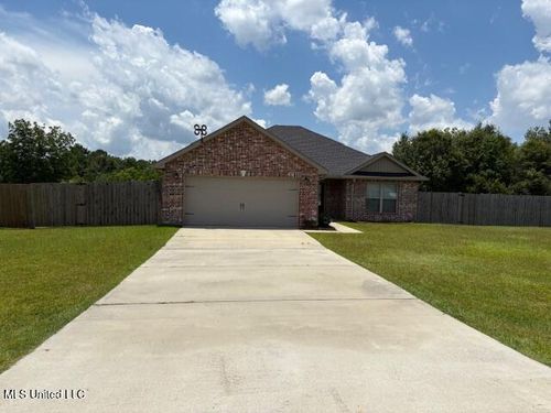 31 Bear Path, Picayune, MS, 39466-8214 | Card Image