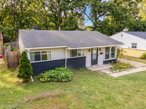 28091 Everett St, Southfield, MI, 48076-3021 | Card Image