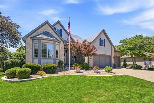 12548 Connell Dr, Overland Park, KS, 66213-1871 | Card Image