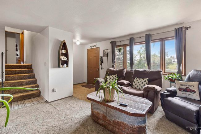 1090 Desjardin Rd, House other with 3 bedrooms, 2 bathrooms and 2 parking in Deary ID | Image 5