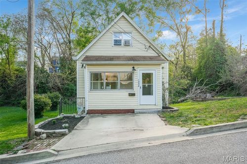 1334 Monroe St, Alton, IL, 62002-2383 | Card Image