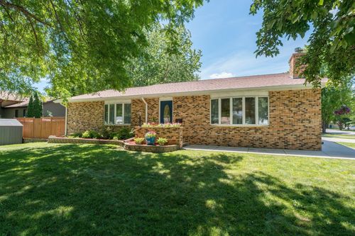 428 Swift St, Saint Peter, MN, 56082-1947 | Card Image