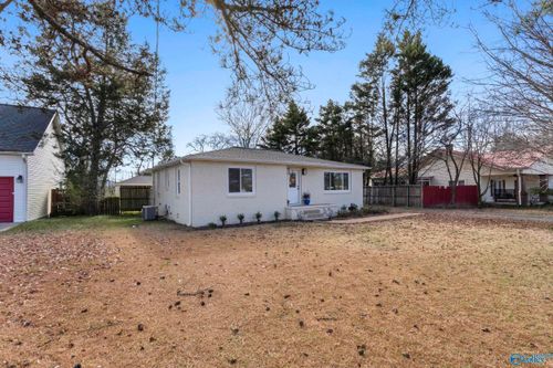 152 Wilson Mann Rd, Owens Cross Roads, AL, 35763-9640 | Card Image