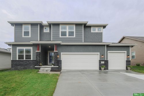17617 Clay St, Bennington, NE, 68007-1952 | Card Image