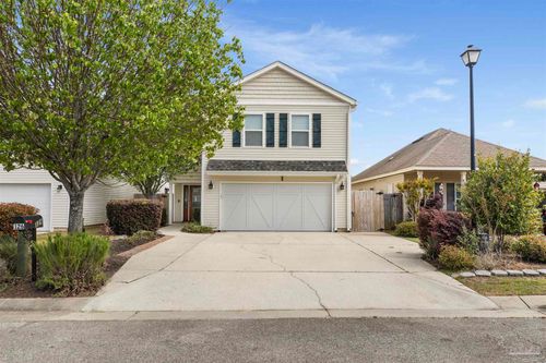 126 Cottage View Dr, Pensacola, FL, 32507-2404 | Card Image
