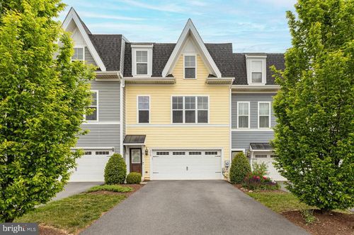 3215 Charleston Blvd, ROCKINGHAM, VA, 22801-3590 | Card Image