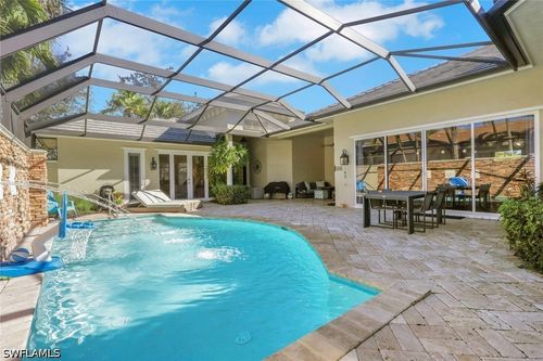 5074 Rustic Oaks Cir, NAPLES, FL, 34105-4527 | Card Image