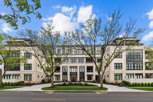 apt-105-1950 Sheridan Rd, Highland Park, IL, 60035-2536 | Card Image