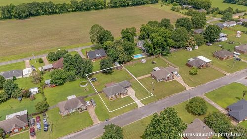 103 Scarlet Oak Dr, Deatsville, AL, 36022-5015 | Card Image