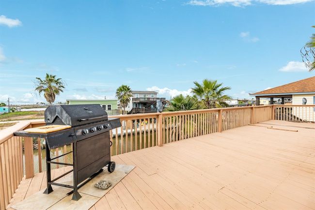211 Pompano Ln, House other with 4 bedrooms, 3 bathrooms and null parking in Surfside Beach TX | Image 15