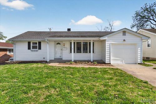 116 S Cadillac Dr, Saint Charles, MO, 63301-1349 | Card Image