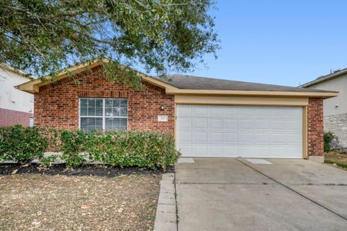 211 Remington Run, Bastrop, TX, 78602-3990 | Card Image