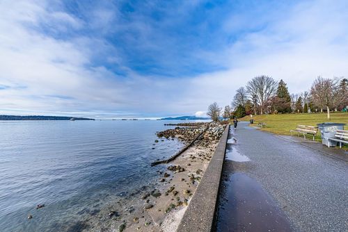 401-2015 Beach Ave, Vancouver, BC, V6G1Z3 | Card Image