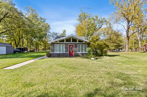 1416 N Riverside Dr, Momence, IL, 60954-3456 | Card Image