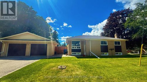 5 Johnson Rd, Aurora, ON, L4G2A1 | Card Image