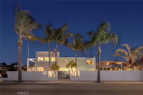 3242 Falkland, Huntington Beach, CA, 92649 | Card Image