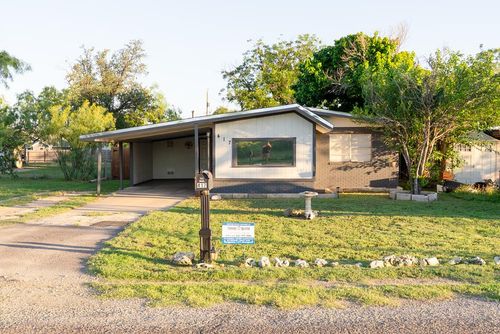 417 E 47th St, San Angelo, TX, 76903-1471 | Card Image