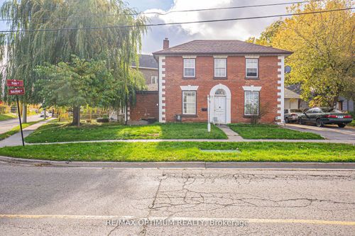 59 Railroad St, Brampton, ON, L6X1G5 | Card Image