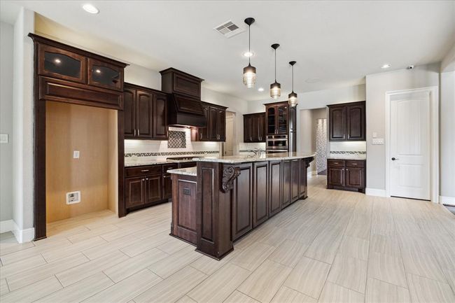 10306 Grape Creek Grove Ln, House other with 5 bedrooms, 6 bathrooms and 3 parking in Cypress TX | Image 9