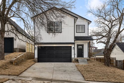 1910 Avenue B, Fort Worth, TX, 76104-5509 | Card Image