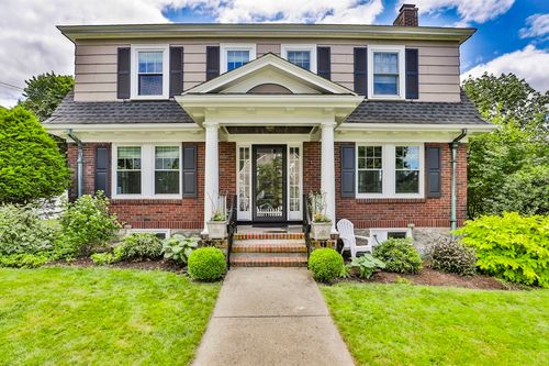 3 Windsor Rd, Milton, MA, 02186-2117 | Card Image