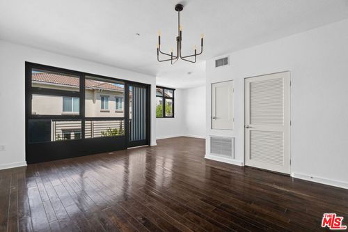 340-13045 Pacific Promenade, Los Angeles, CA, 90094-2906 | Card Image