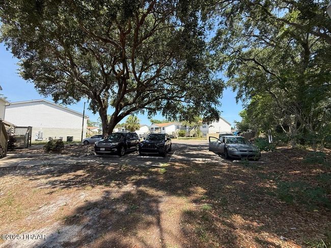 L1 - 1600 Big Tree Rd, Condo with 2 bedrooms, 2 bathrooms and null parking in SOUTH DAYTONA FL | Image 9