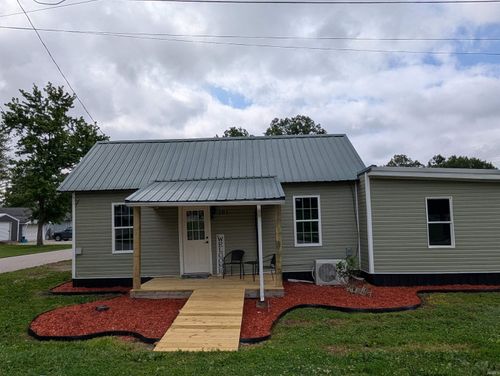 201 W 6th St, Monroe City, IN, 47557-7348 | Card Image