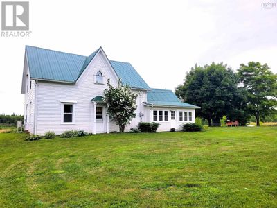 1086 Waldeck Line Rd, House other with 4 bedrooms, 2 bathrooms and null parking in Waldeck East NS | Image 2