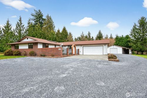 721 156th St Ne, Arlington, WA, 98223-5428 | Card Image