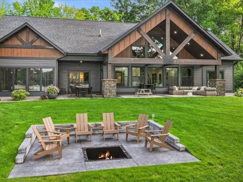 18128 Badger Rd, Grand Rapids, MN, 55744-7402 | Card Image