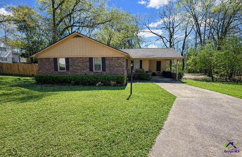 681 Forest Lake Dr N, Macon, GA, 31210-3205 | Card Image