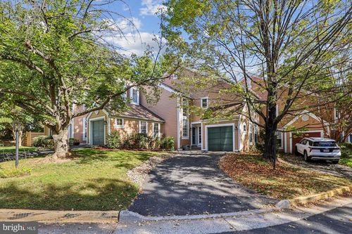11767 Arbor Glen Way, RESTON, VA, 20194-1582 | Card Image