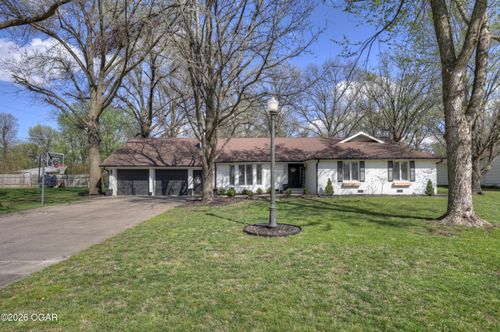 200 Maple St, Lamar, MO, 64759-1054 | Card Image