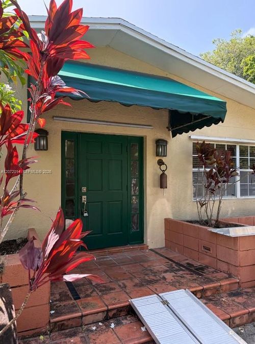 15190 Old Cutler Rd, Palmetto Bay, FL, 33158-2152 | Card Image