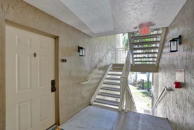 1-202 - 1705 Palm Cove Boulevard, Condo with 1 bedrooms, 1 bathrooms and null parking in Delray Beach FL | Image 2