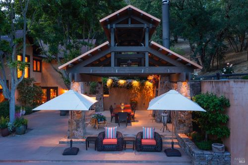 1250 Oakwood Ln, Saint Helena, CA, 94574-9560 | Card Image