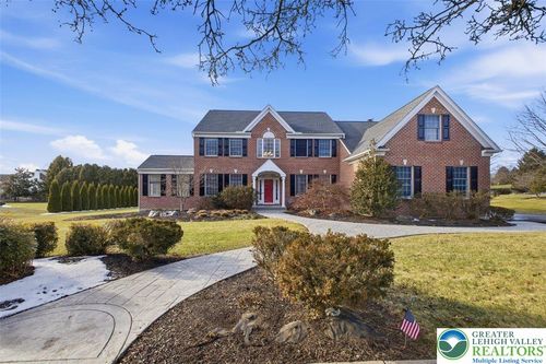 2362 Cross Creek Rd, Macungie, PA, 18062-9549 | Card Image